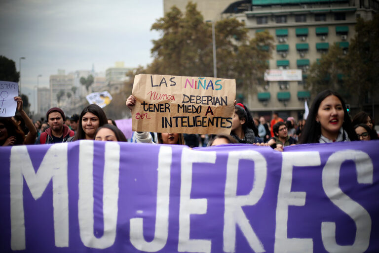 Vivas las queremos