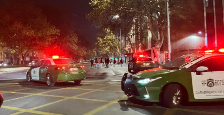 Taxista encuentra cadáver mutilado envuelto en una bolsa en plena Alameda de Santiago