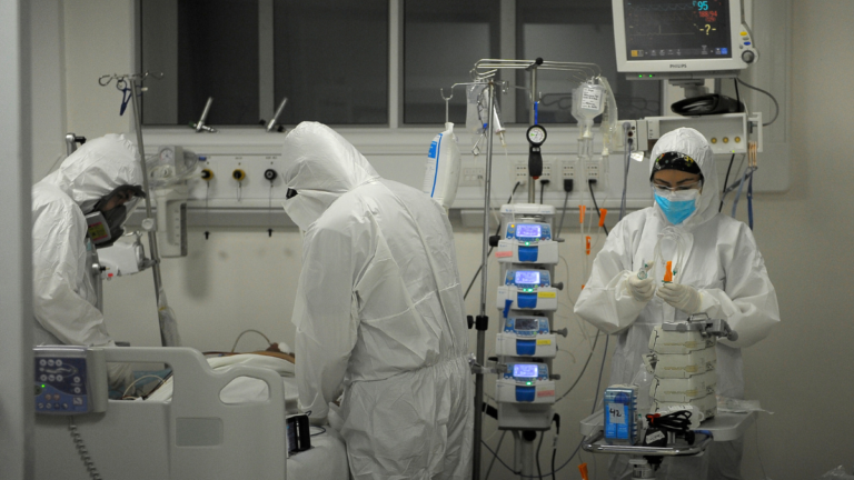 Científicos alertan que nuevo coronavirus podría generar una próxima pandemia