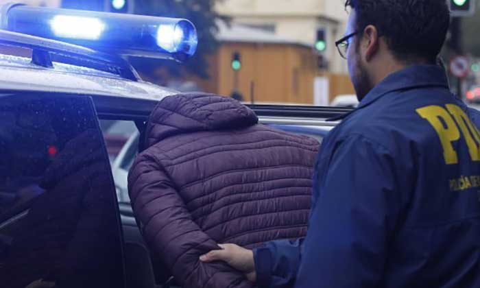 Sujeto que agredió a su amigo con un hacha en Teno fue detenido por la PDI