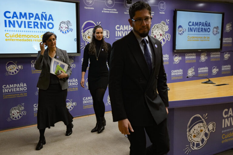 Fernando Araos renuncia a Subsecretaría de Redes Asistenciales tras acusaciones de negligencia