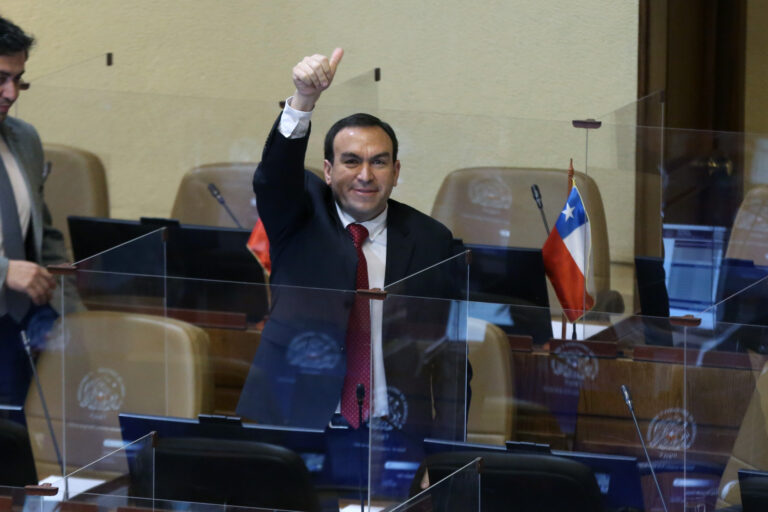 Cámara Baja aprueba proyecto que prorroga la renovación de licencias de conducir