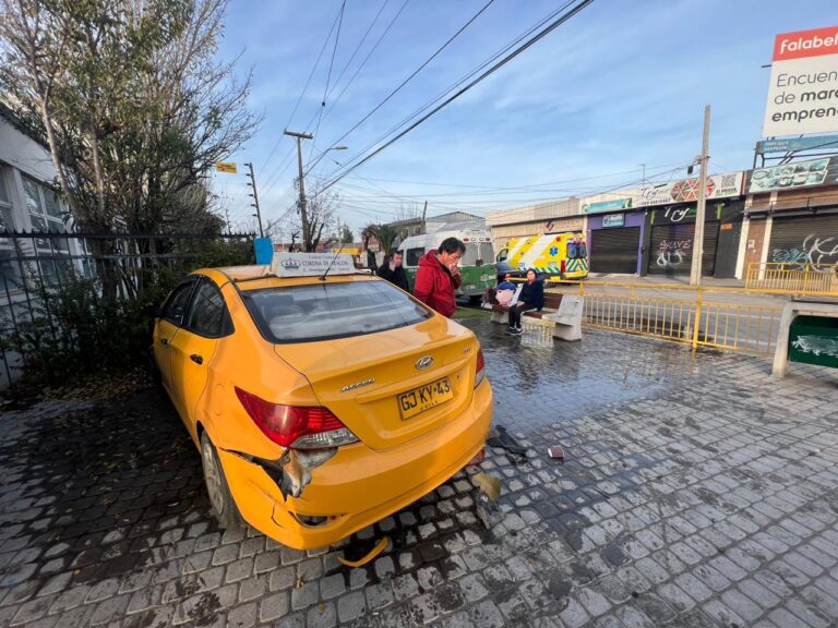 Accidente de tránsito deja dos personas heridas en Curicó