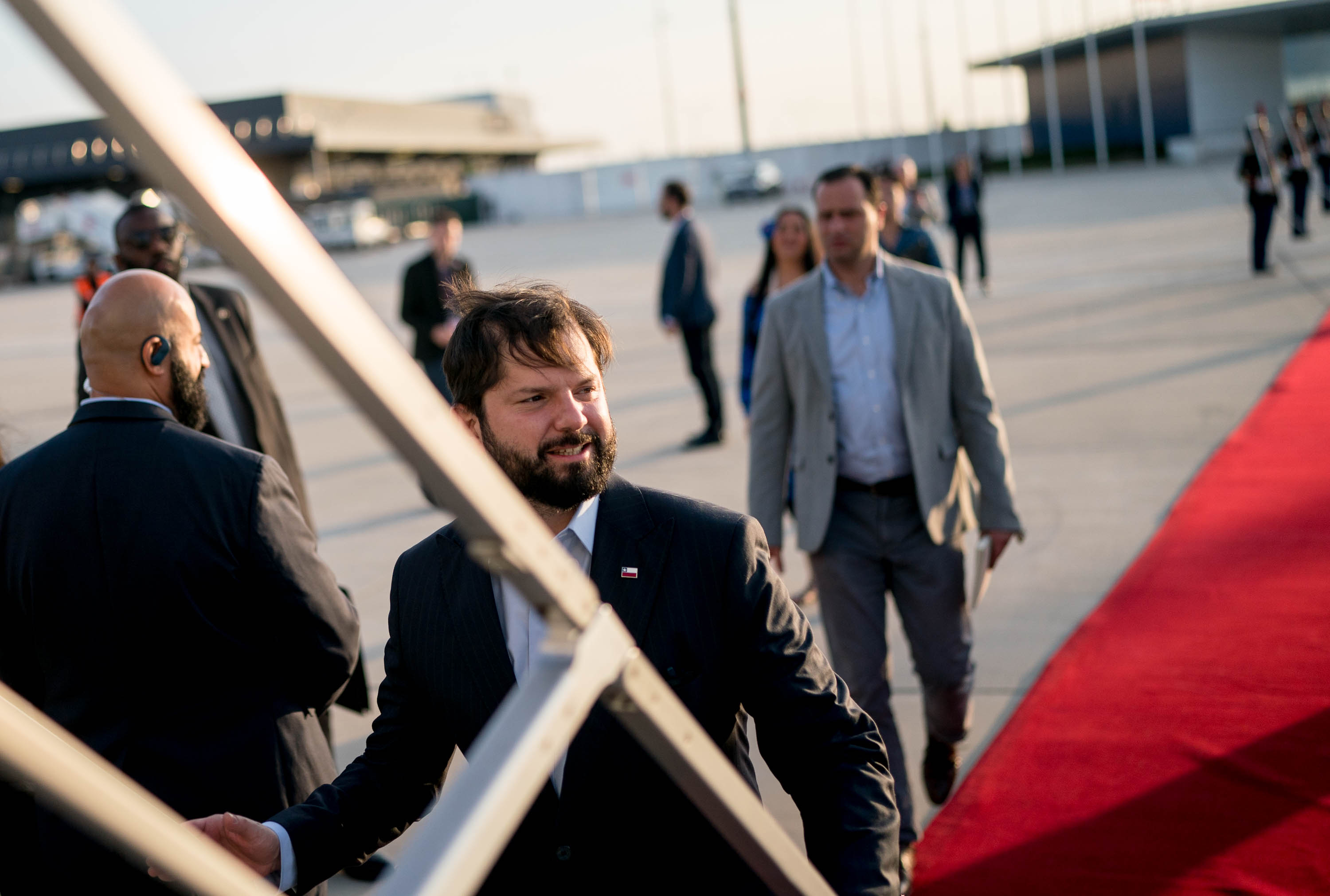 Presidente Boric acusa a la oposición de "tratar de desestabilizar al gobierno"