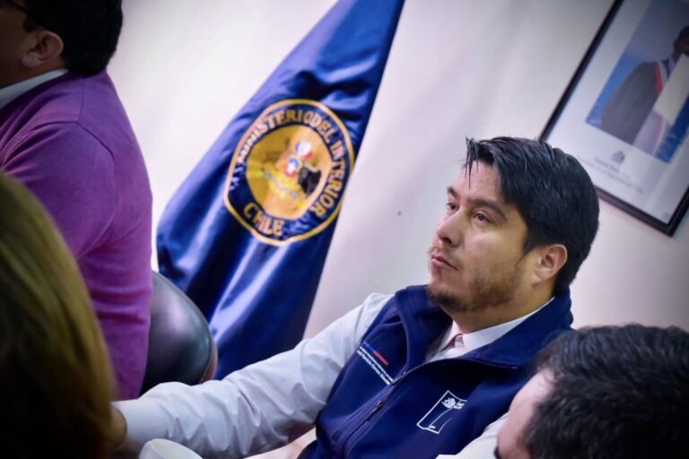 Delegado Presidencial de Curicó ratificó entrega de Bono de Recuperación por inundaciones y arreglos en ruta a Los Queñes