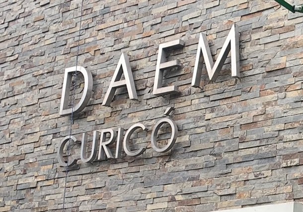 Colegio de Profesores critica al DAEM de Curicó por llamado obligatorio a limpiar establecimientos