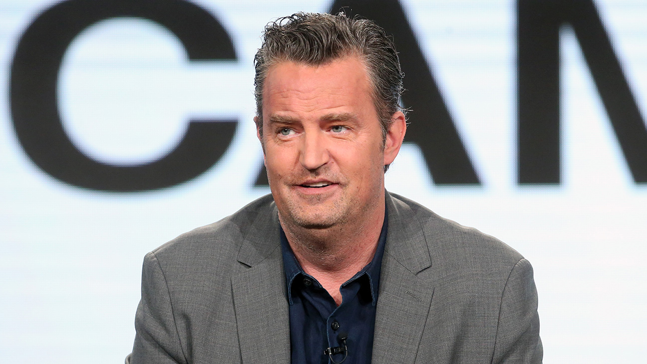 Encuentran muerto al actor Matthew Perry, conocido por su papel de Chandler Bing en "Friends"