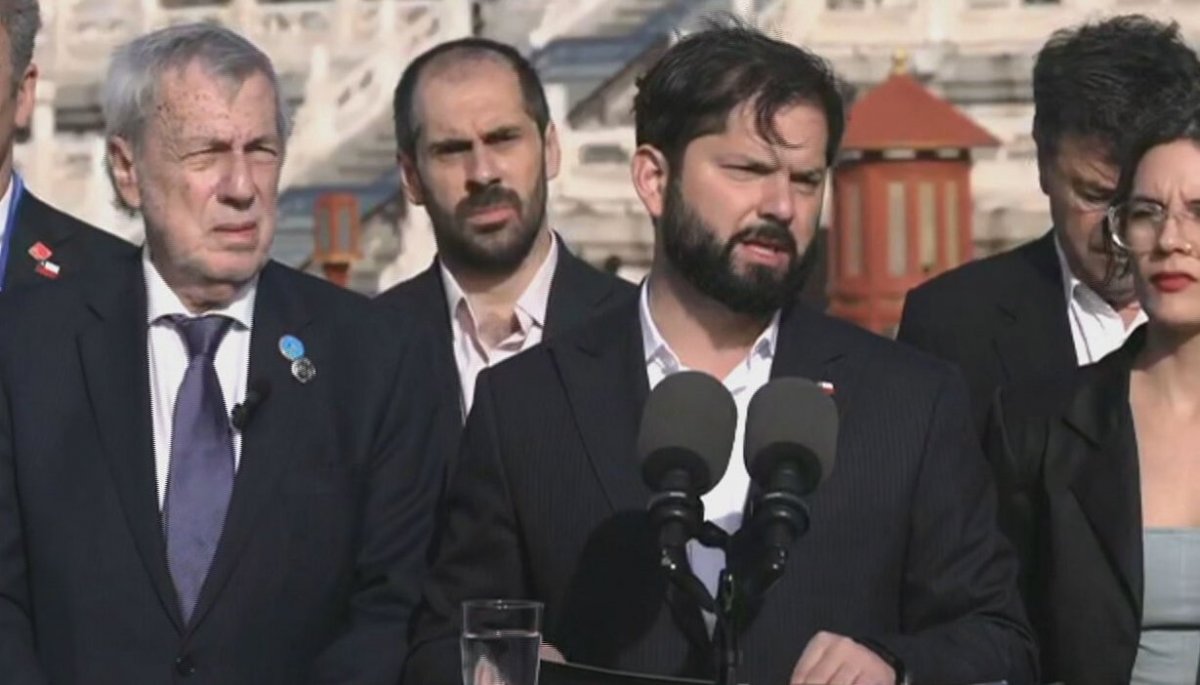 Presidente Boric: "Los atentados de Hamas no justifican la barbarie que Israel está llevando en Gaza"