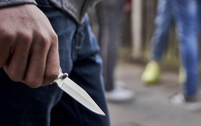 Joven cadete de Curicó Unido fue amenazado de muerte por sujeto en la Alameda Manso de Velasco