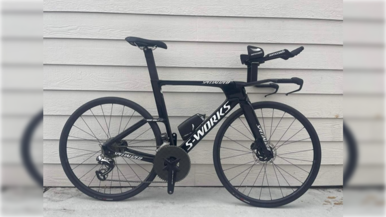 Ciclista curicano sufre el robo de su bicicleta enviada desde Santiago