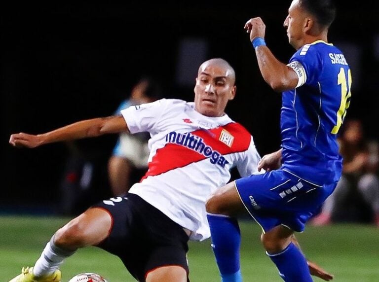Curicó Unido cae en la desesperación y es goleado por Barnechea