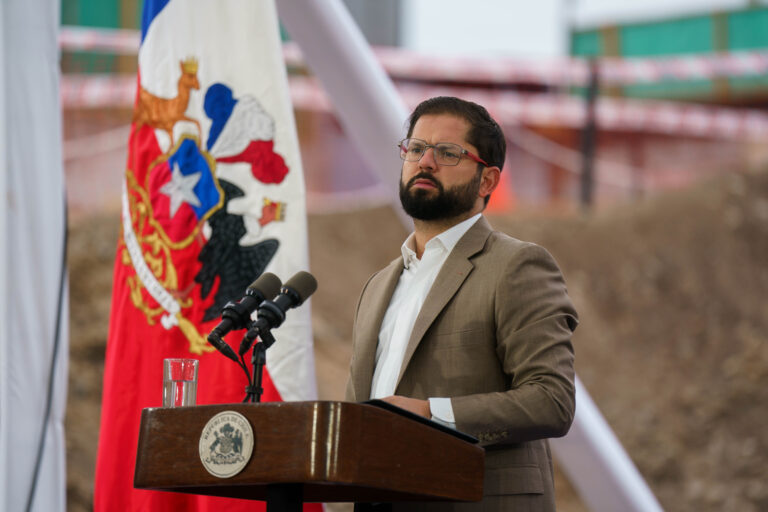 Presidente Boric condena asesinato de teniente Sánchez: “La delincuencia no nos va a ganar esta batalla”