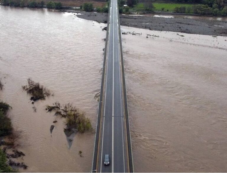 Cuatro comunas de la provincia de Curicó están en Alerta Amarilla por crecida del Río Mataquito