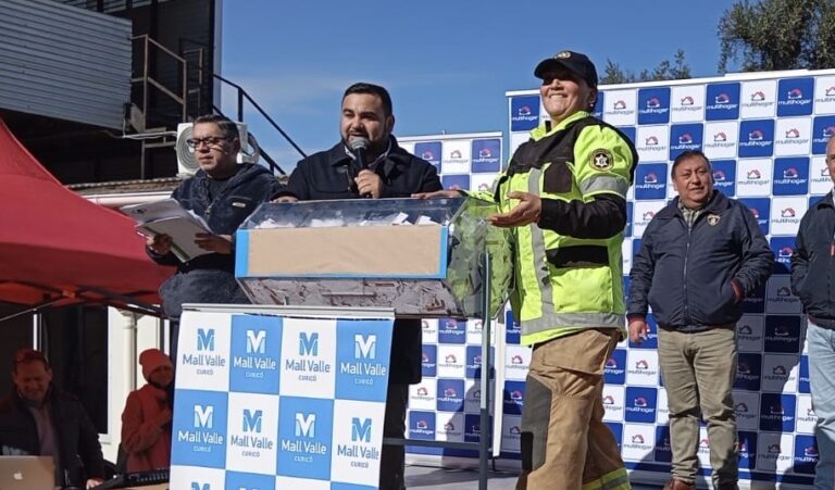 En Curicó se quedó el Gran Premio de la Rifa Anual de Bomberos 2024