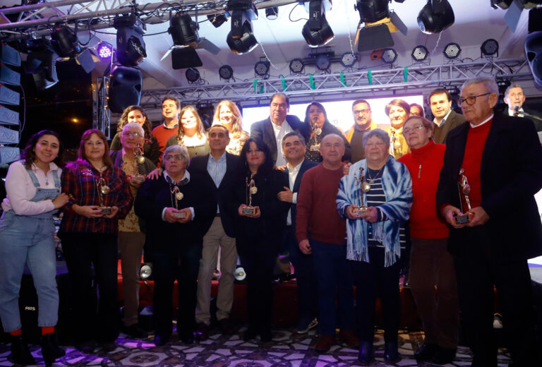 Municipio de Curicó celebró el Día del Dirigente Vecinal 2024