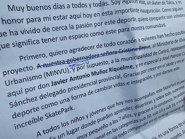 Rayan nombre de Cristina Bravo en discurso durante inauguración de skatepark en Curicó