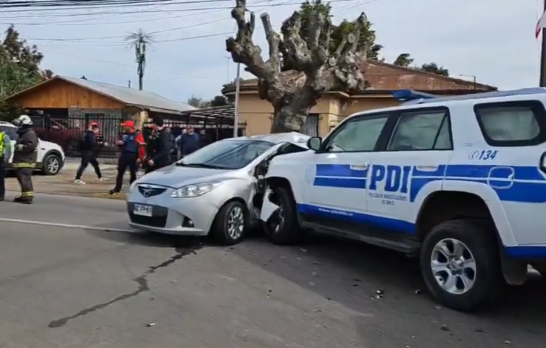 Detectives de PDI protagonizan accidente vehicular en Molina: Se dirigían a procedimiento por homicidio
