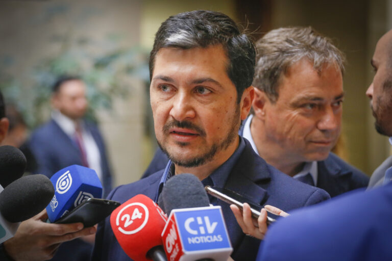 Diputado Rey ofició a Contraloría por funcionamiento de cámaras de seguridad en Molina tras últimos homicidios