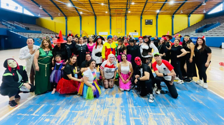 Halloween se apoderó del Taller de Zumba en el gimnasio Abraham Milad