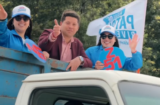 Mil personas acompañaron a Patricio Rivera en su cierre de campaña en Vichuquén