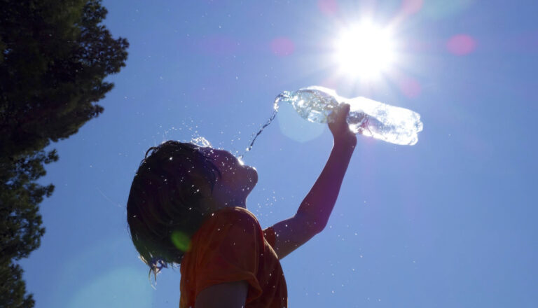 ¡Febrero en alerta! Zona central se prepara para nuevas olas de calor extremo