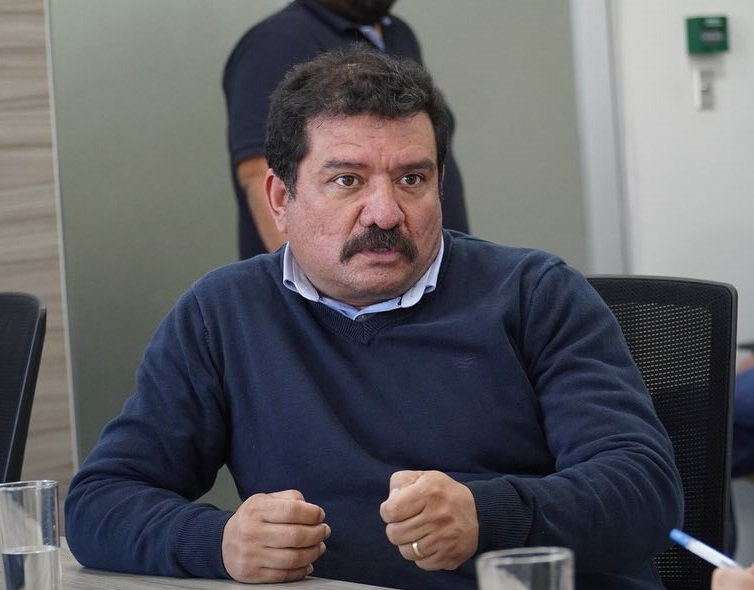 Alcalde de Licantén criticó a las autoridades tras exponer ante comisión del Congreso por desbordes del Río Mataquito