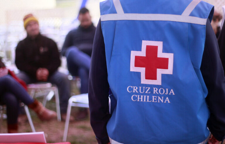 Cruz Roja Curicó solicita alimentos no perecibles para olla comunitaria en Semana Santa