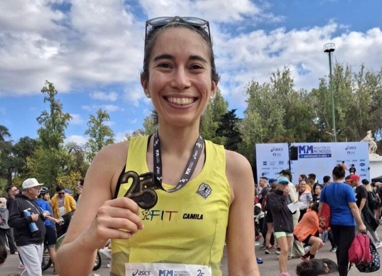 Camila Sánchez triunfa en el Maratón Internacional de Mendoza con impresionante tiempo
