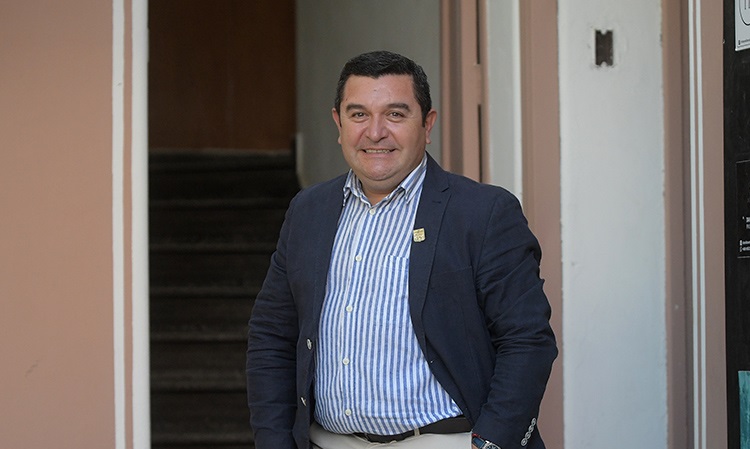 Licencias médicas: Actual alcalde de Pelarco viajó a Argentina con licencia médica en 2024