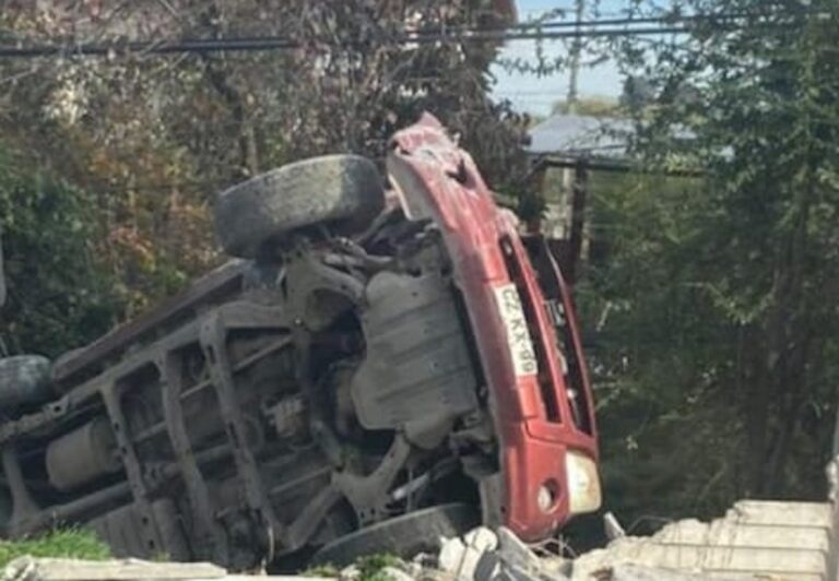 Accidente vehicular en Los Niches deja cinco lesionados