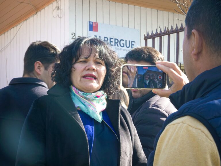 Refuerzan apoyo a personas en situación de calle en Curicó