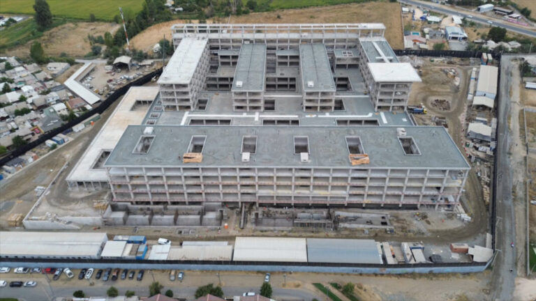 Nuevo hospital de Linares avanza con dos empresas en fase final de licitación