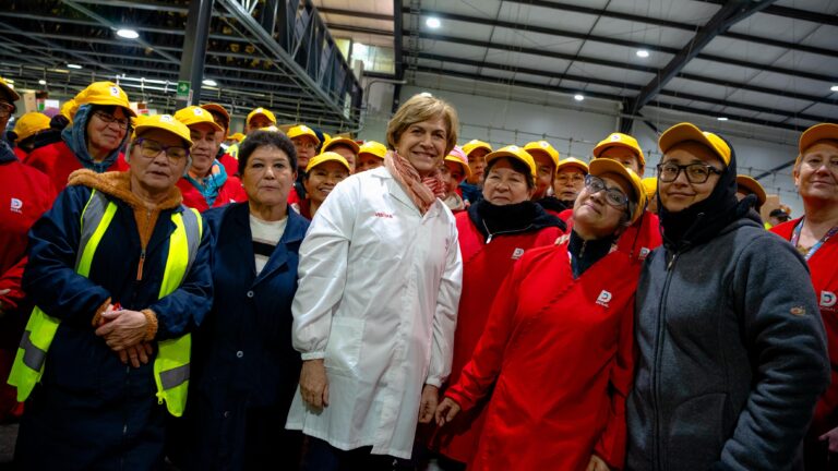 Evelyn Matthei visita el Maule y promete potenciar seguridad, empleo femenino y apoyo hídrico para la agricultura