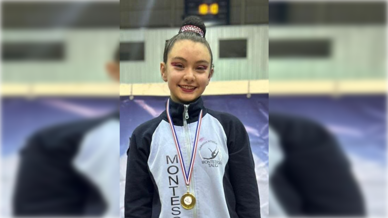 Gimnasta curicana brilla en campeonato federado alzándose como promesa regional
