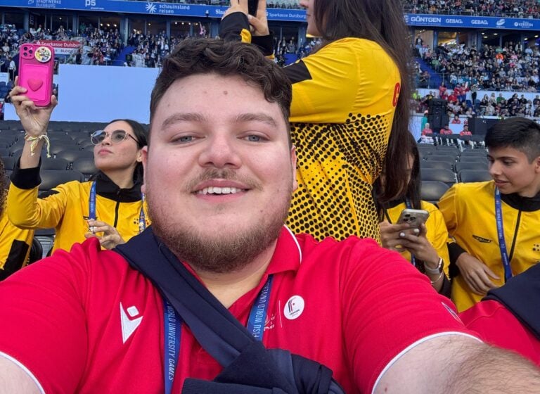 Tenimesista curicano representa a Chile en los Juegos Mundiales Universitarios FISU 2025 en Alemania