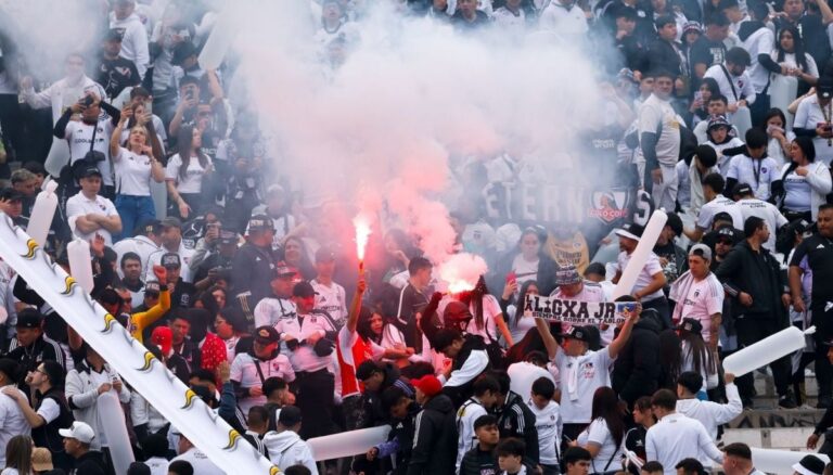 Hincha de Colo Colo falleció tras caer del techo en el Estadio Monumental