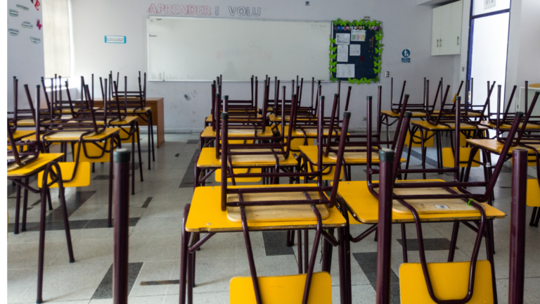 Brote de sarna afecta a funcionarios en la Escuela Especial España de Talca