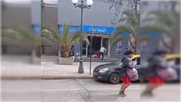 Delivery resulta baleado tras confuso incidente en supermercado de Talca
