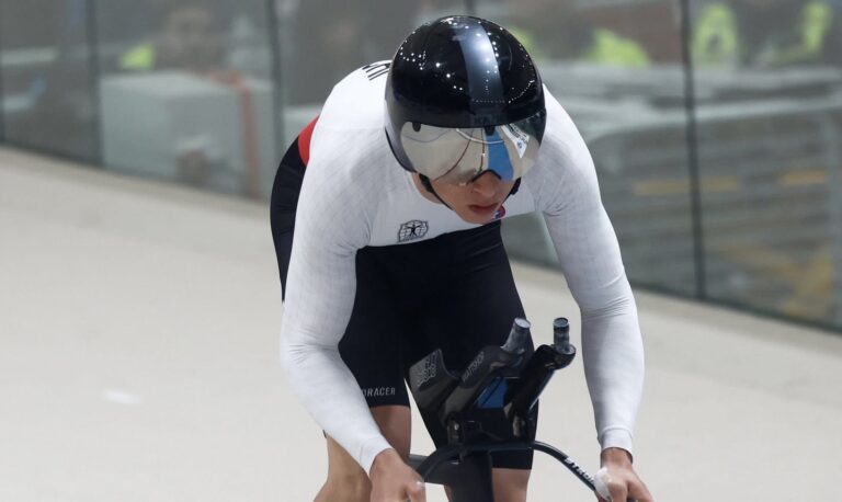 Diego Rojas concluyó 18º en la persecución del Mundial de Pista Chile 2025