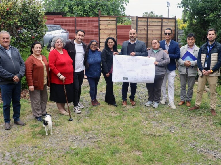 Municipio de Molina anuncia construcción de solución sanitaria para callejón Los Verdejos