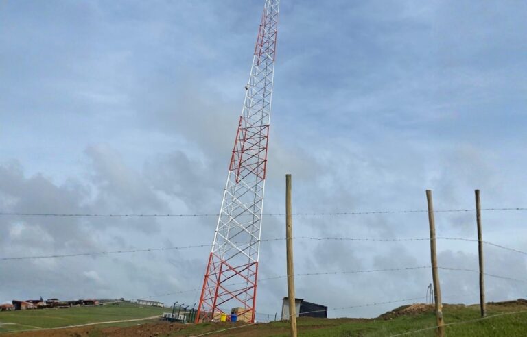 Antenas en el Cerro: Vecinos de Duao denuncian contaminación visual por nuevas torres de telefonía