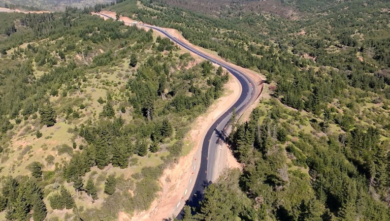 Sueño cumplido: Inicia asfaltado de la Ruta J-80, conectando Hualañé con Llico tras 40 años de espera