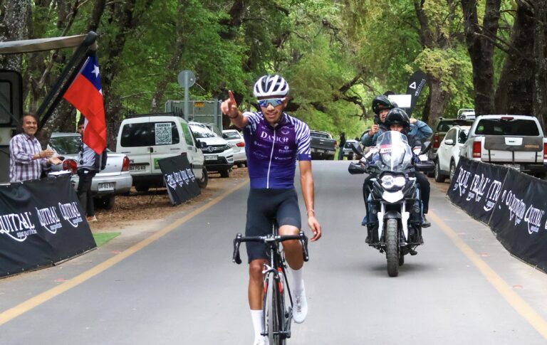Cristóbal Ramírez es el campeón de la Vuelta Curicó Tour 2025
