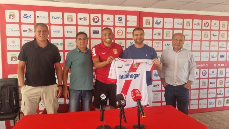 "Vengo a competir de verdad": Leandro Benegas oficializa su regreso a Curicó Unido