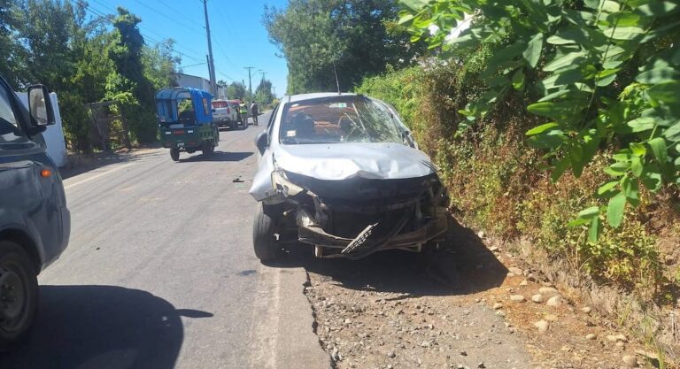 Carabineros confirma fallecimiento de conductora en Romeral: Equipo SIAT investigará las causas del volcamiento