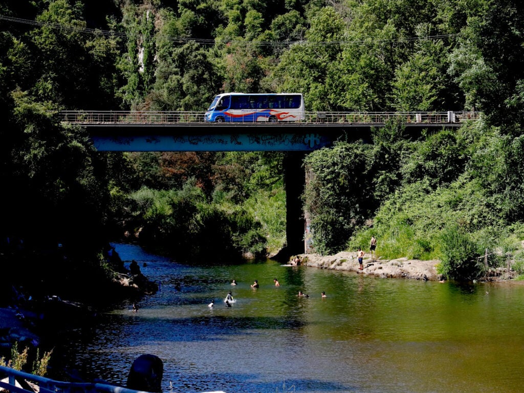 Equipos de postas rurales de Los Niches instruyen a turistas sobre prevención del Virus Hanta