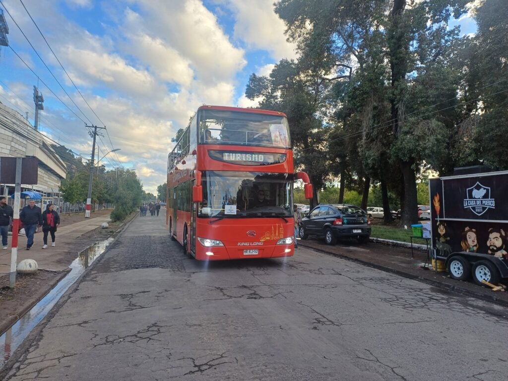 Cerca de 3 mil asistentes utilizaron servicio de bus turístico gratuito en la Fiesta de la Vendimia 2026