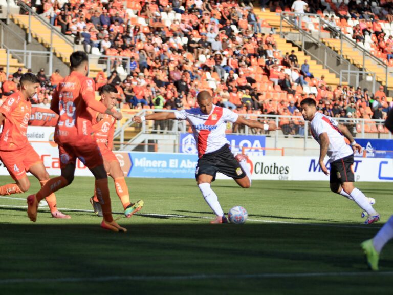 Para el olvido: Curicó Unido sufre dura goleada por 5 a 1 ante Cobreloa en el norte