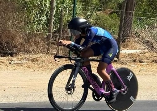 Curicó suma otro oro: Fernanda Pizarro se corona campeona nacional de contrarreloj en Pichidegua
