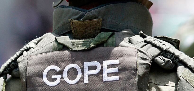 Carabineros localiza a excursionistas extraviados en cerro El Plomo